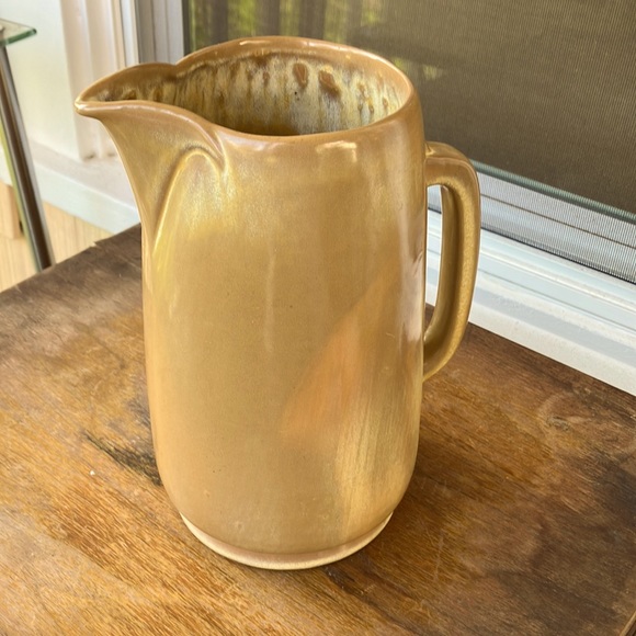 Frankoma #80 Terracota Fawn Brown & Cream Early Pitcher 2qt height 9.25